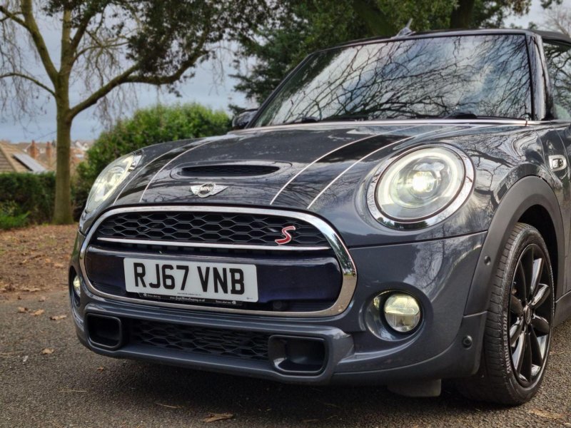 MINI CONVERTIBLE