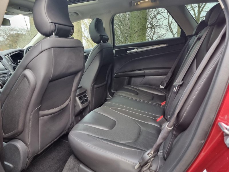 FORD MONDEO