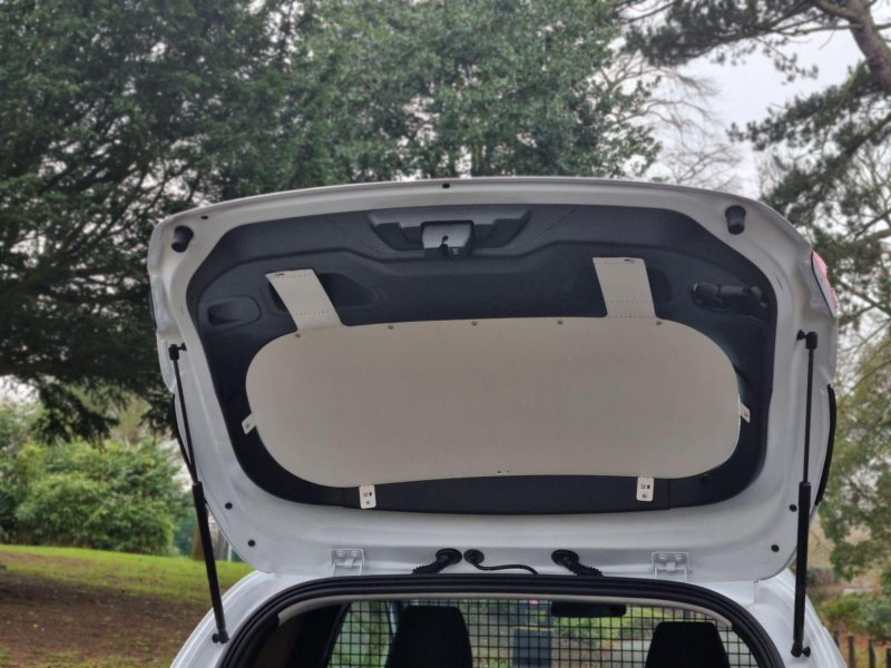FORD FIESTA VAN