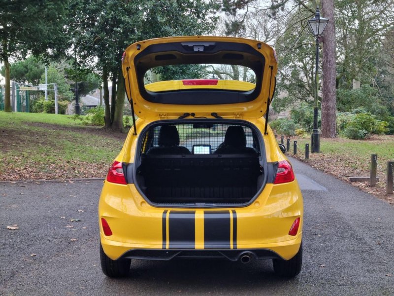 FORD FIESTA VAN