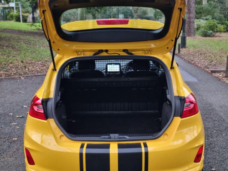 FORD FIESTA VAN