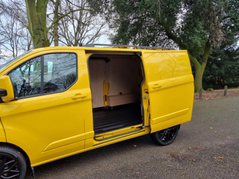 FORD TRANSIT CUSTOM