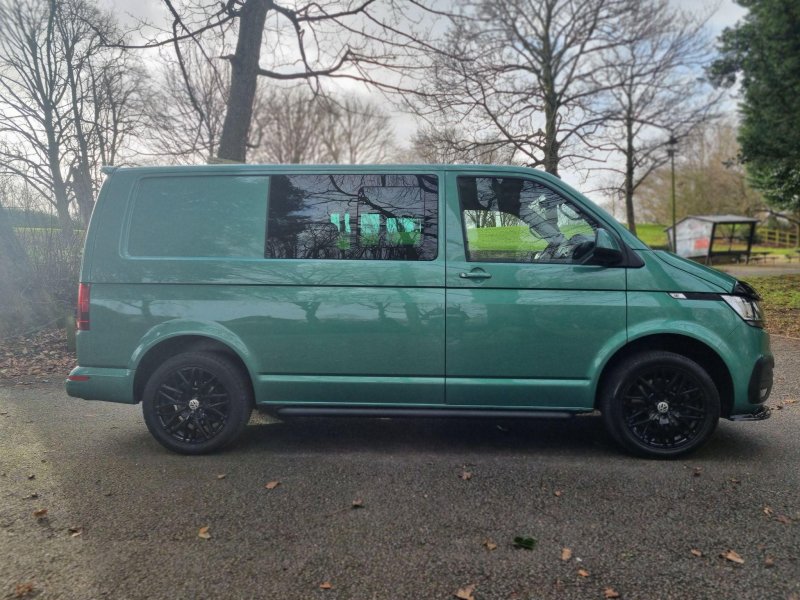 VOLKSWAGEN TRANSPORTER