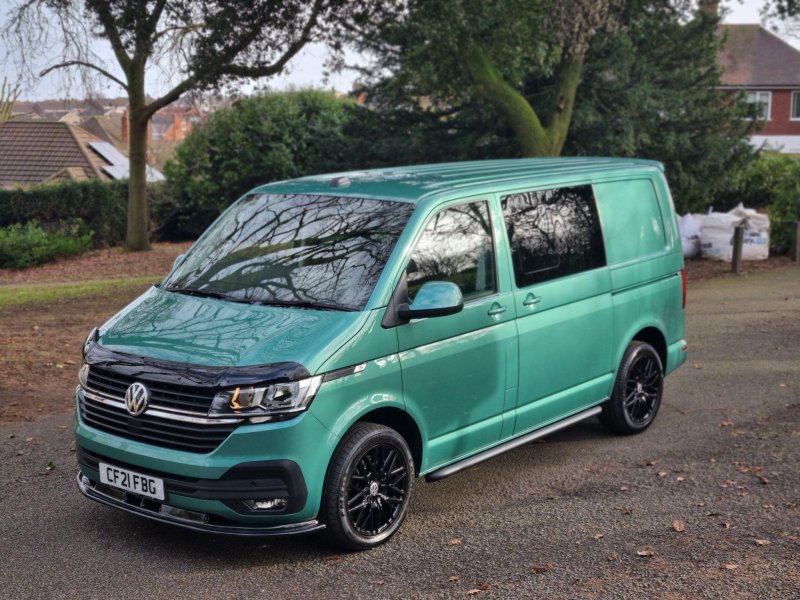 VOLKSWAGEN TRANSPORTER