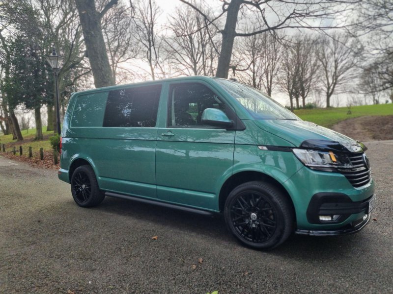 VOLKSWAGEN TRANSPORTER