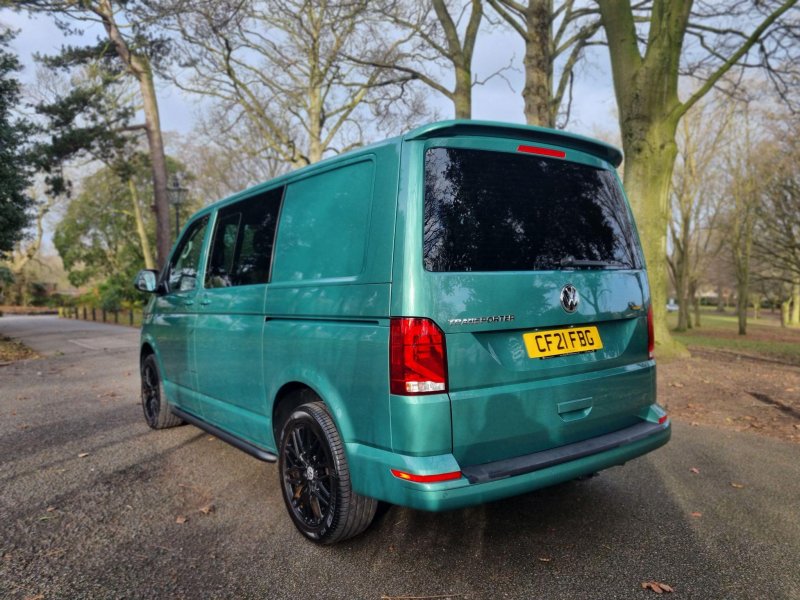 VOLKSWAGEN TRANSPORTER