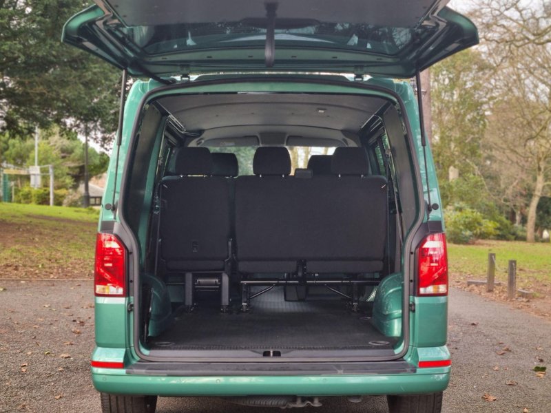 VOLKSWAGEN TRANSPORTER