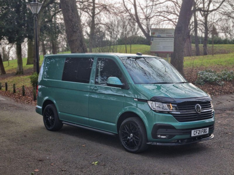 VOLKSWAGEN TRANSPORTER