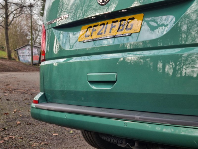 VOLKSWAGEN TRANSPORTER