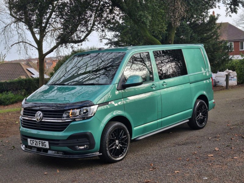 VOLKSWAGEN TRANSPORTER