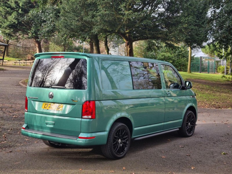 VOLKSWAGEN TRANSPORTER