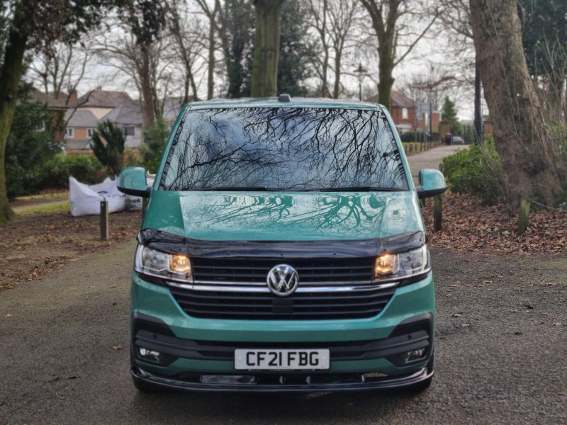 VOLKSWAGEN TRANSPORTER