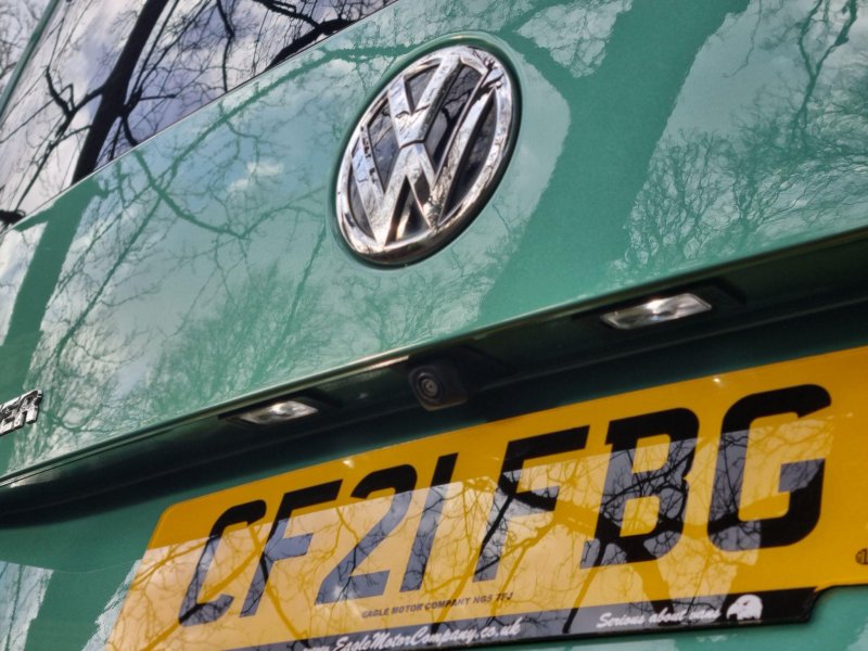 VOLKSWAGEN TRANSPORTER