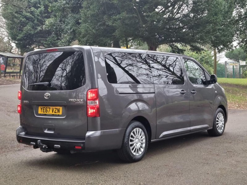 TOYOTA PROACE VERSO