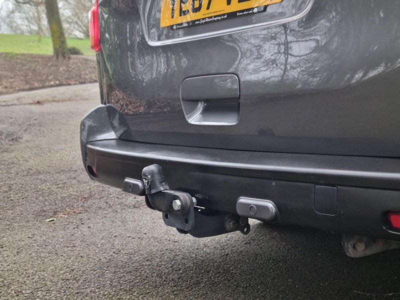 TOYOTA PROACE VERSO