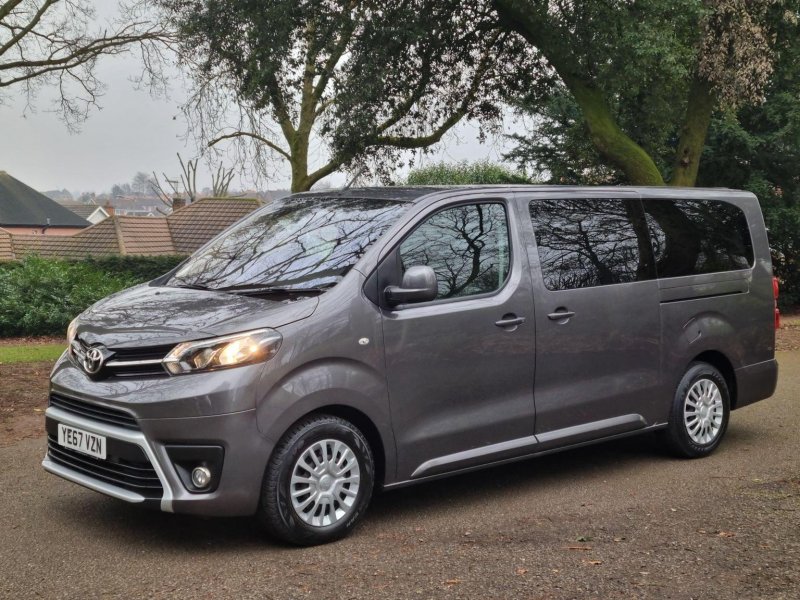 TOYOTA PROACE VERSO