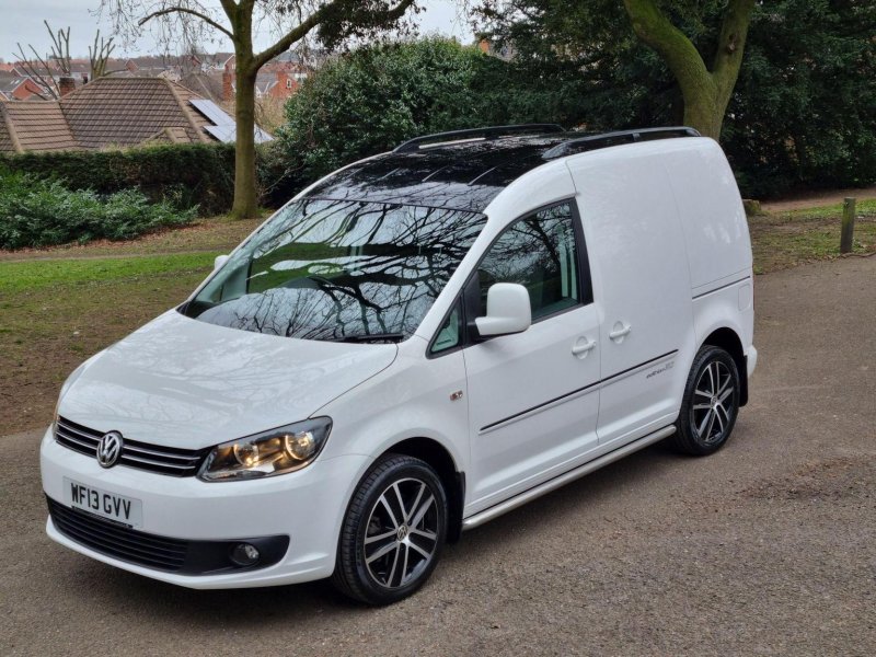VOLKSWAGEN CADDY
