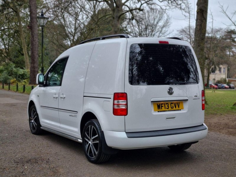 VOLKSWAGEN CADDY