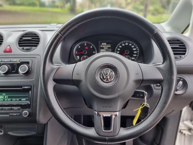 VOLKSWAGEN CADDY