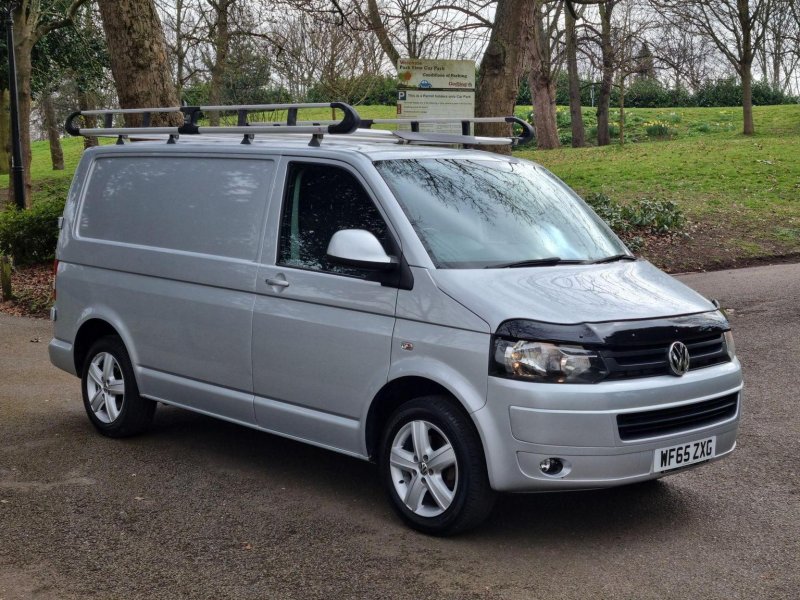 VOLKSWAGEN TRANSPORTER