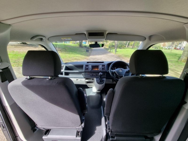 VOLKSWAGEN TRANSPORTER