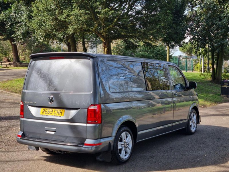 VOLKSWAGEN TRANSPORTER