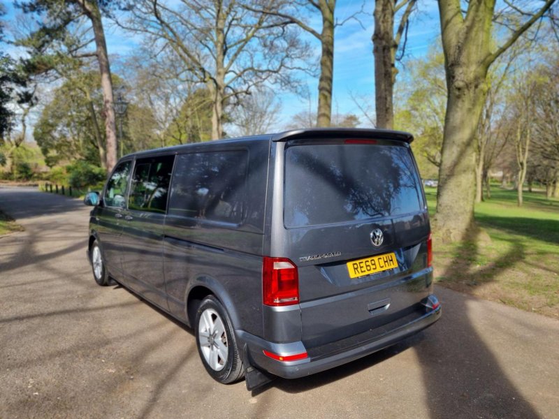 VOLKSWAGEN TRANSPORTER