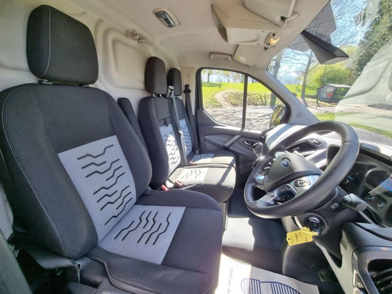 FORD TRANSIT CUSTOM