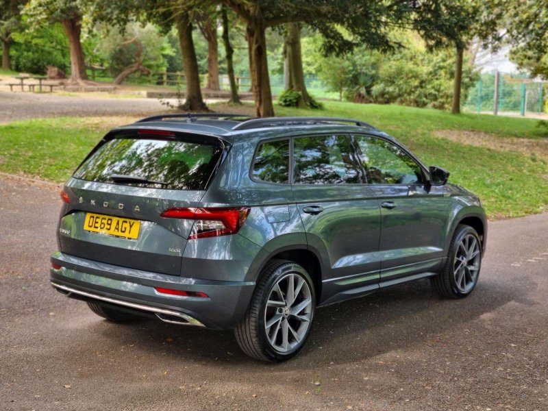 SKODA KAROQ