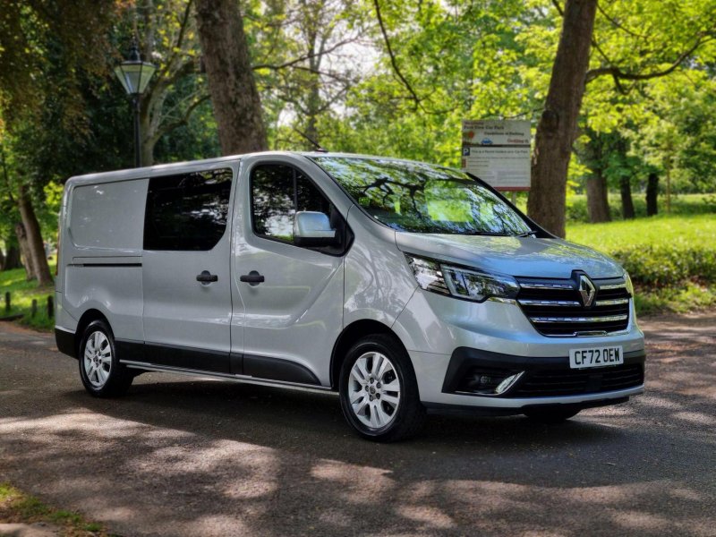 RENAULT TRAFIC
