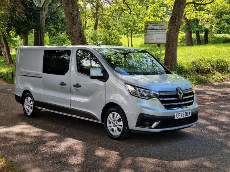 RENAULT TRAFIC