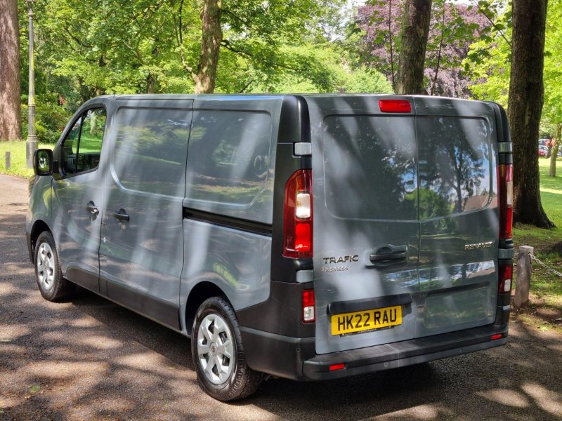 RENAULT TRAFIC