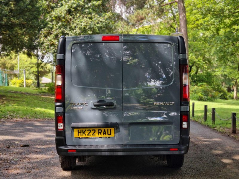 RENAULT TRAFIC