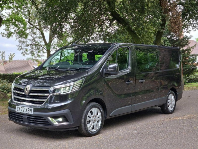 RENAULT TRAFIC