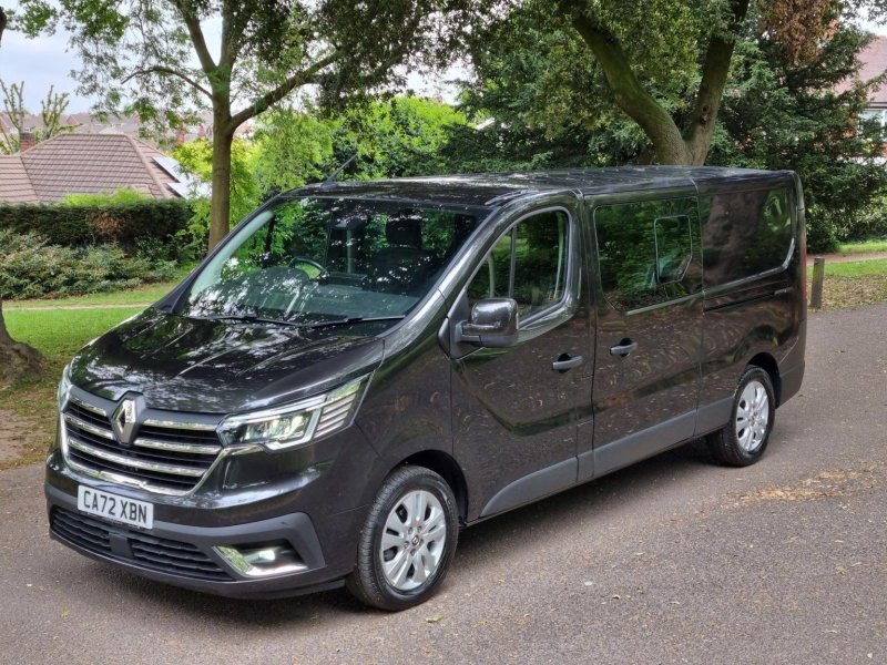 RENAULT TRAFIC