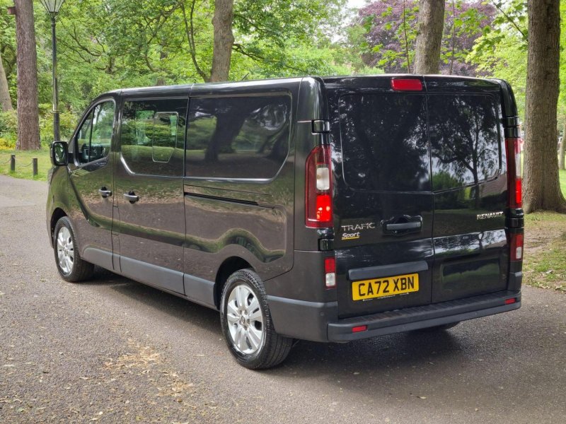RENAULT TRAFIC