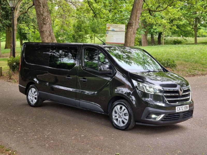 RENAULT TRAFIC