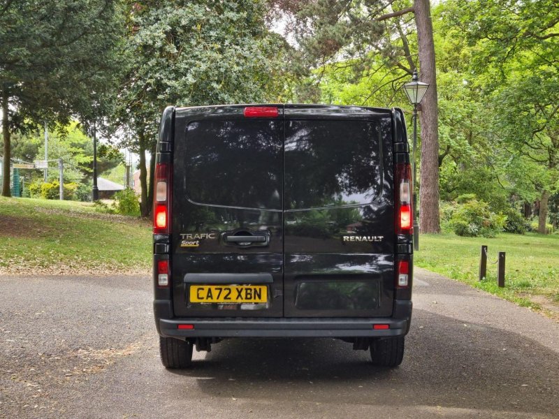 RENAULT TRAFIC