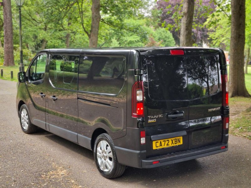 RENAULT TRAFIC