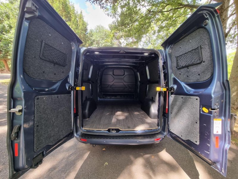 FORD TRANSIT CUSTOM