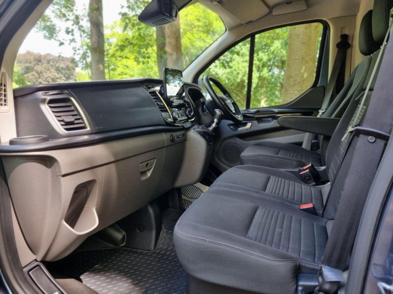 FORD TRANSIT CUSTOM