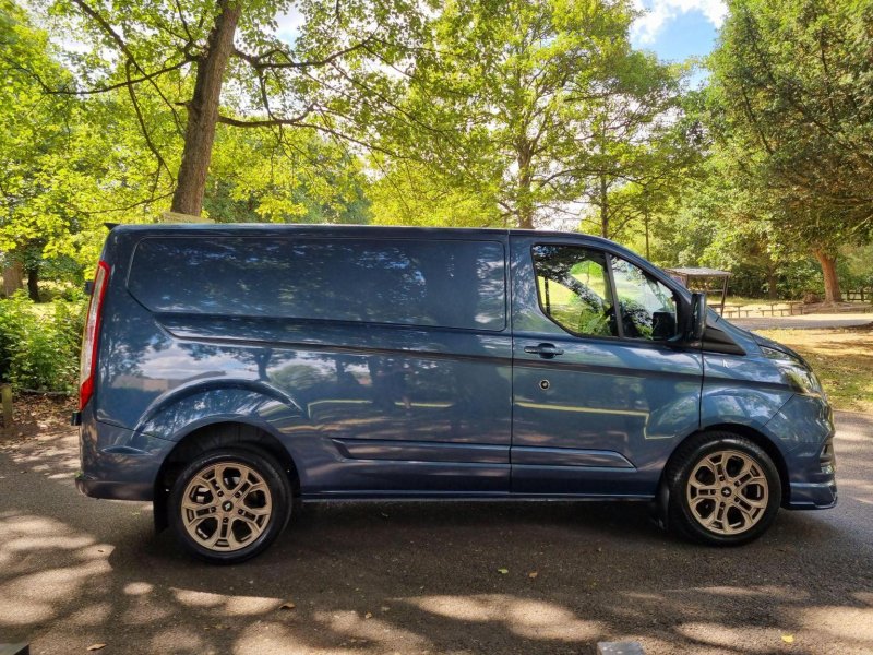 FORD TRANSIT CUSTOM