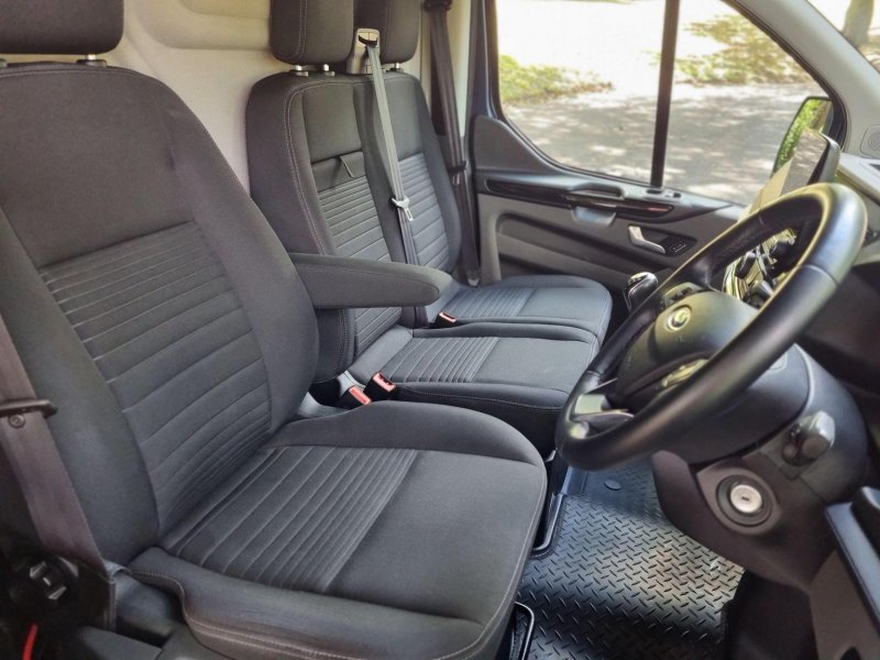 FORD TRANSIT CUSTOM